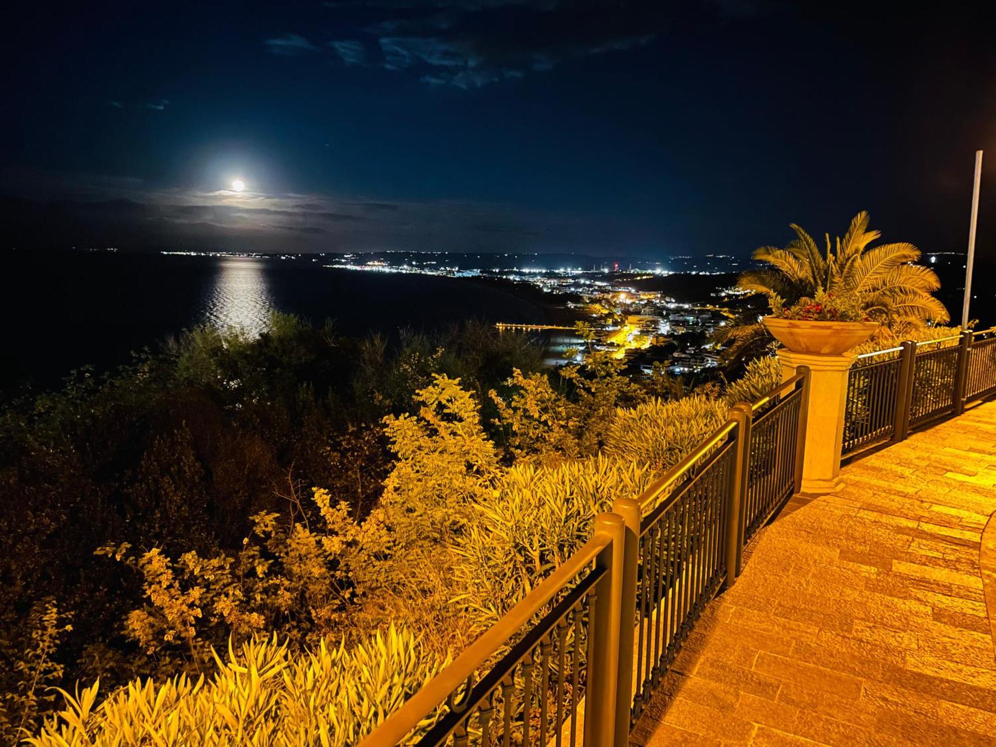Santa Lucia Home Vasto Buitenkant foto